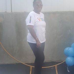 Meet your Posher, Sabrina